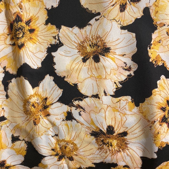 NWOT Women’s Maurice’s shirt - Picture 4 of 6